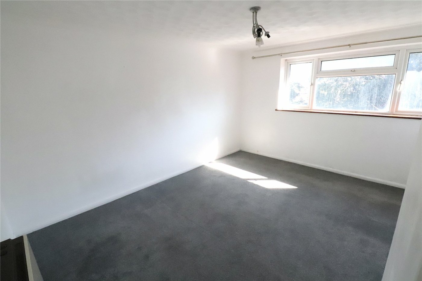 2 bedroom property for sale in Belvedere | Robinson Jackson