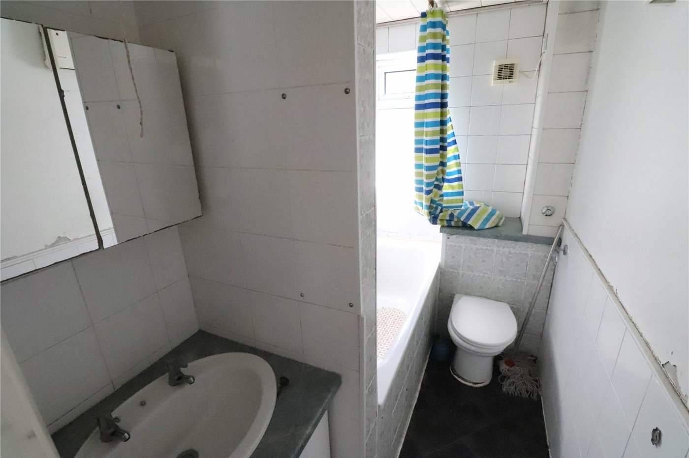 2 bedroom property for sale in Belvedere | Robinson Jackson