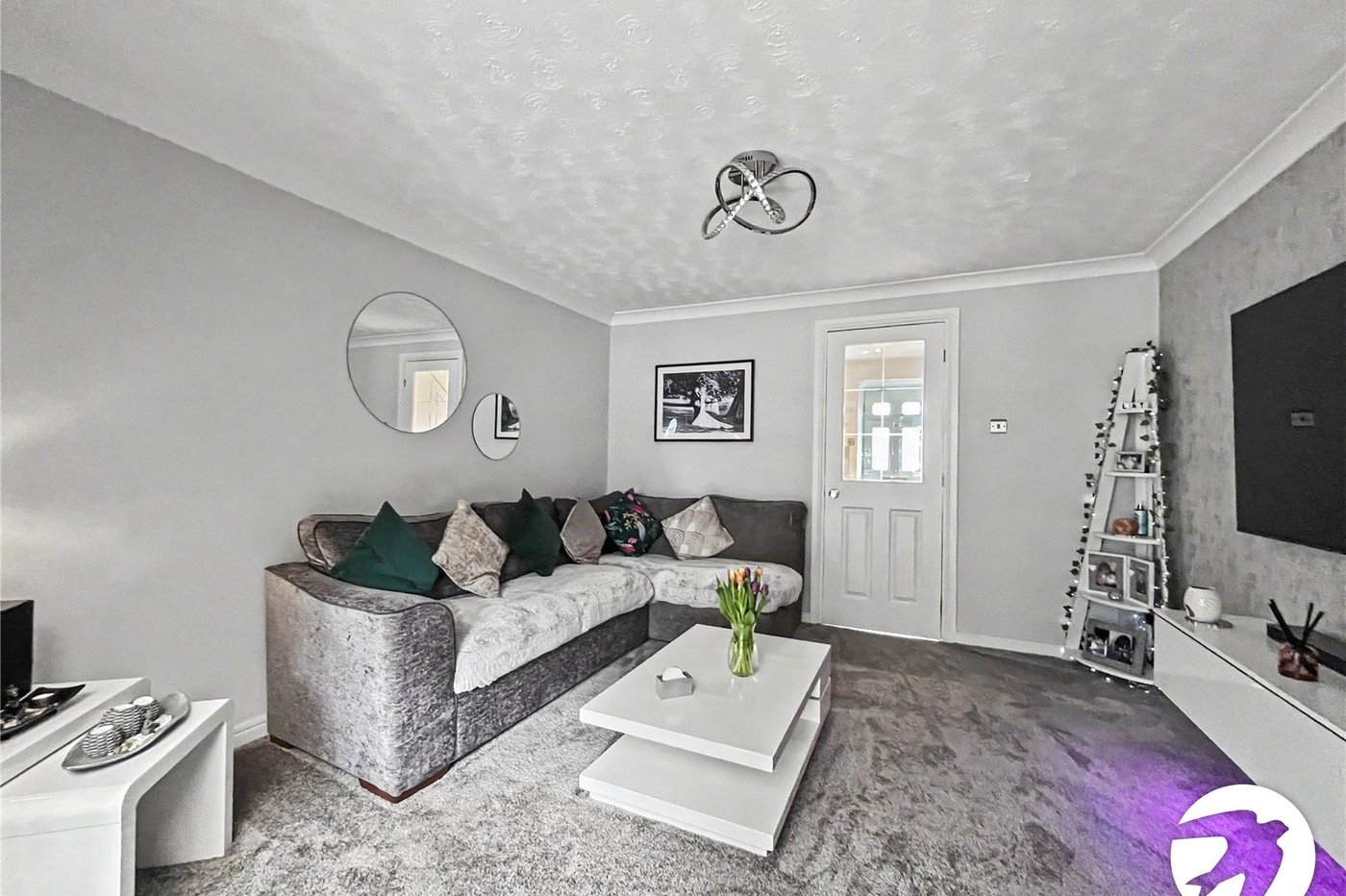 2 bedroom house for sale in Princes Park | Robinson Michael & Jackson