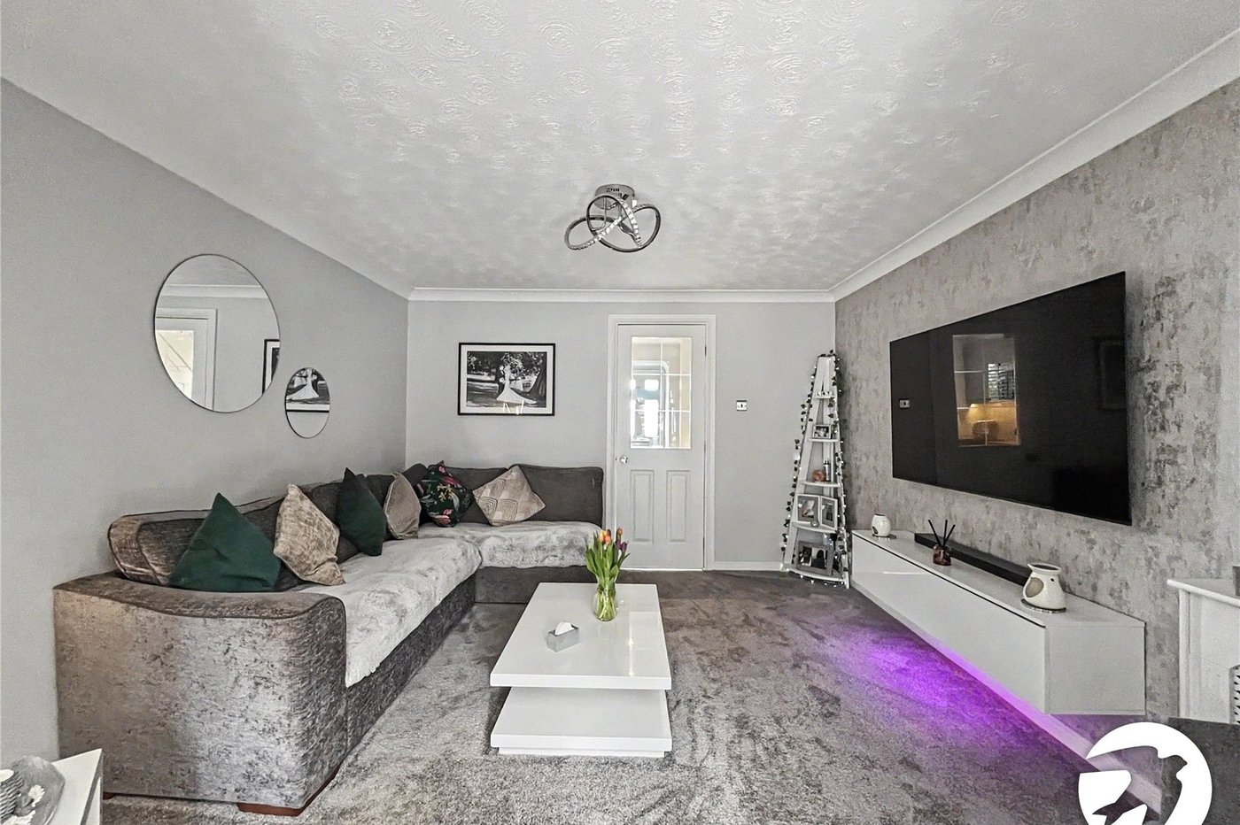 2 bedroom house for sale in Princes Park | Robinson Michael & Jackson