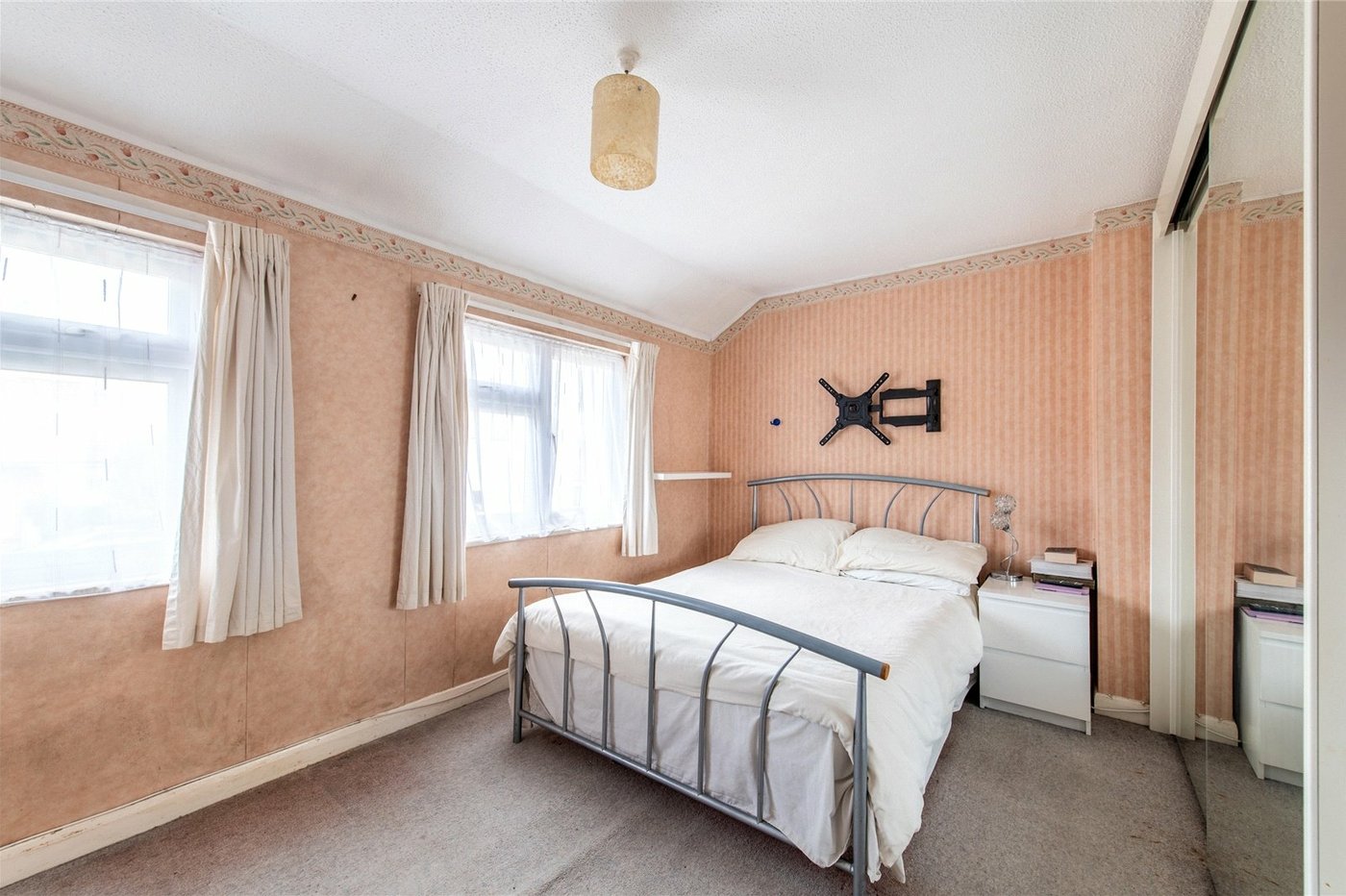 3 bedroom house for sale in Rochester | Robinson Michael & Jackson