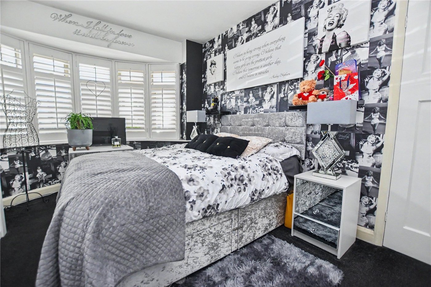 3 bedroom bungalow for sale in Bexleyheath | Robinson Jackson