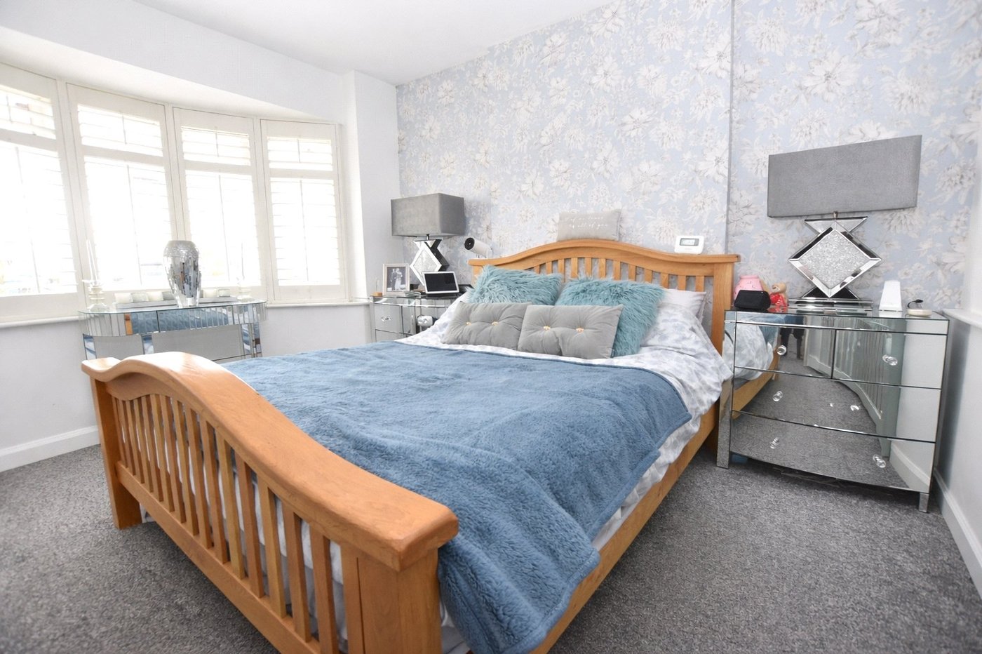 3 bedroom bungalow for sale in Bexleyheath | Robinson Jackson