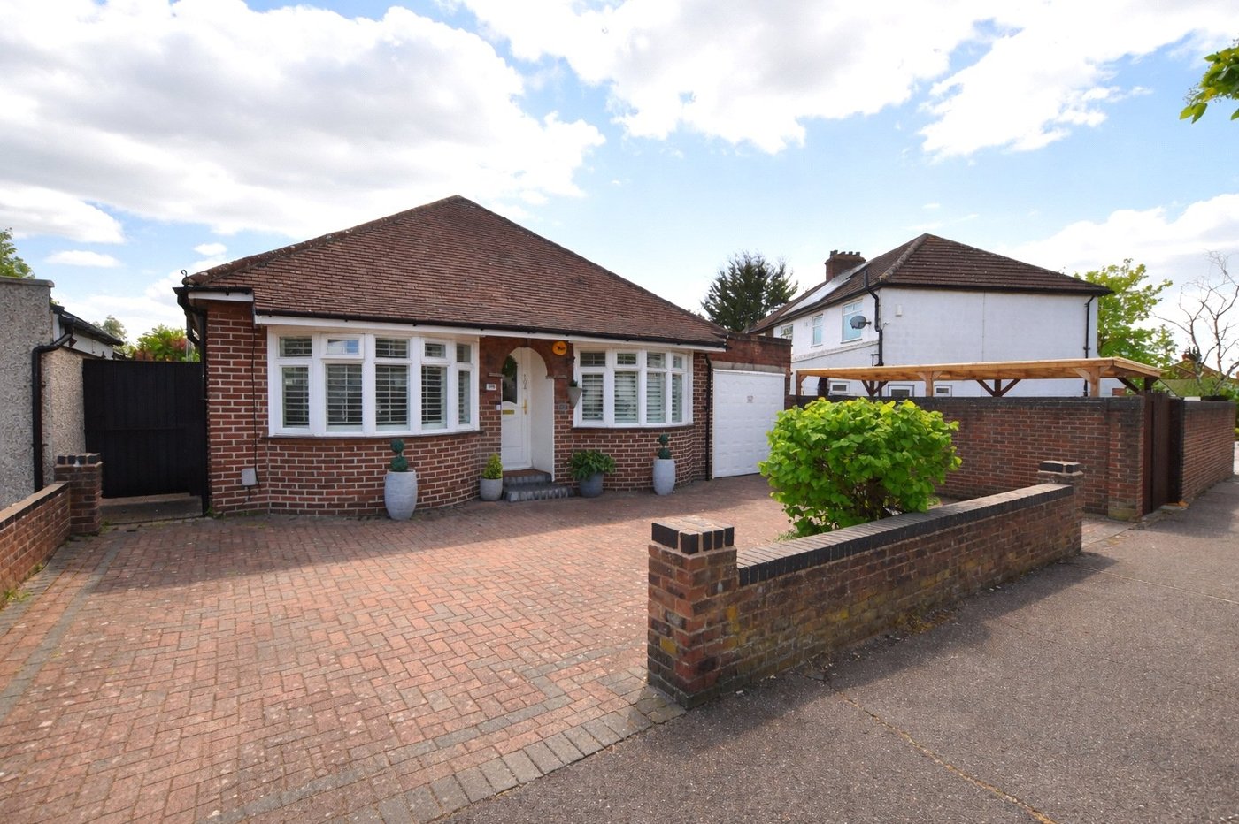 3 bedroom bungalow for sale in Bexleyheath | Robinson Jackson