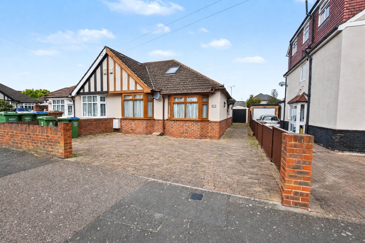 3 bedroom bungalow for sale in Bexleyheath | Robinson Jackson