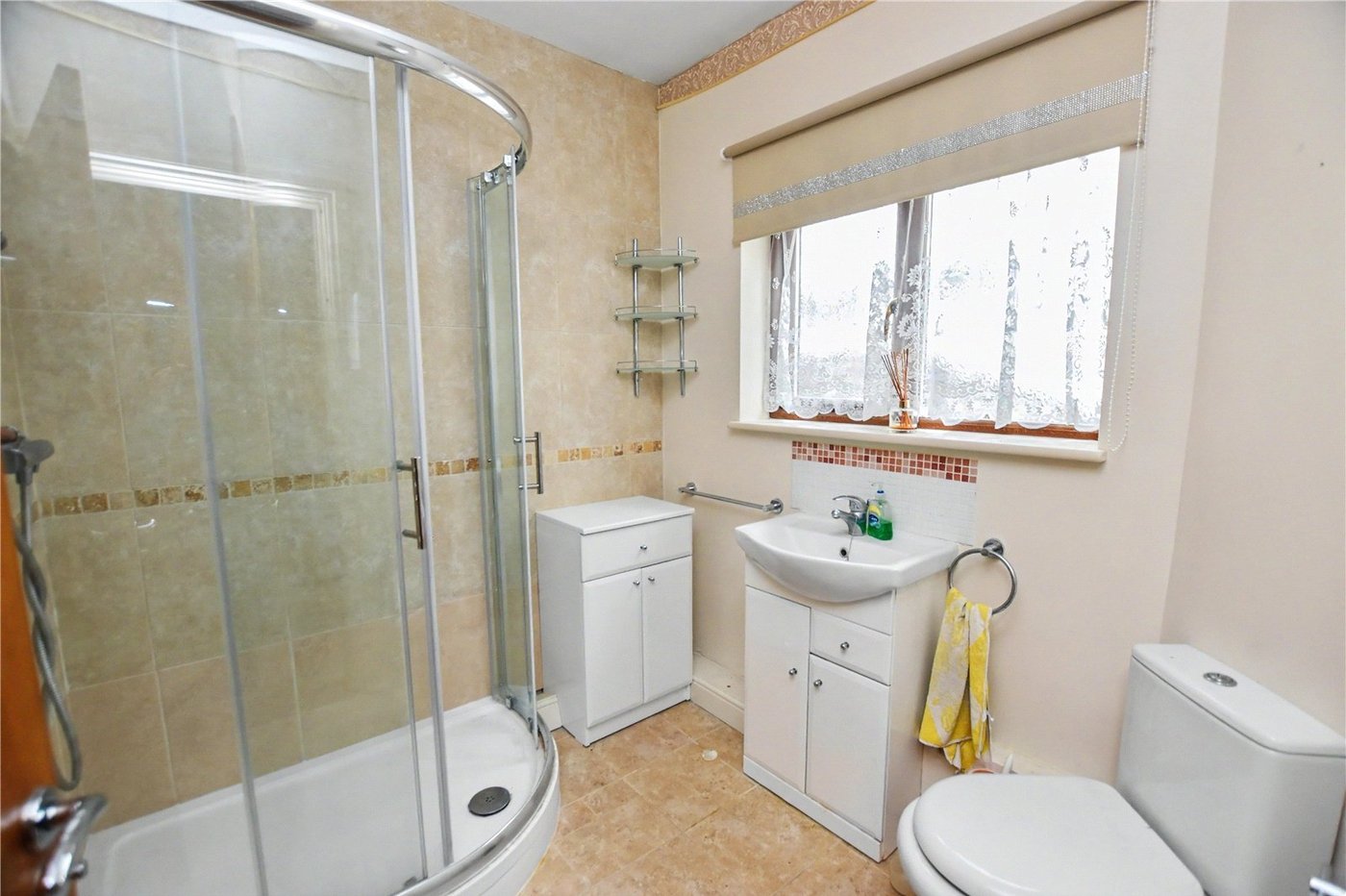3 bedroom bungalow for sale in Bexleyheath | Robinson Jackson