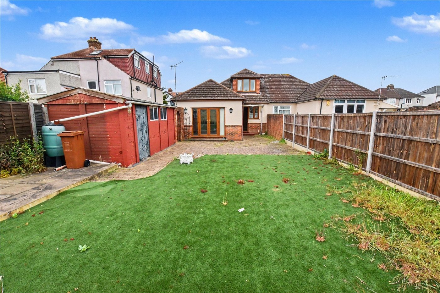 3 bedroom bungalow for sale in Bexleyheath | Robinson Jackson