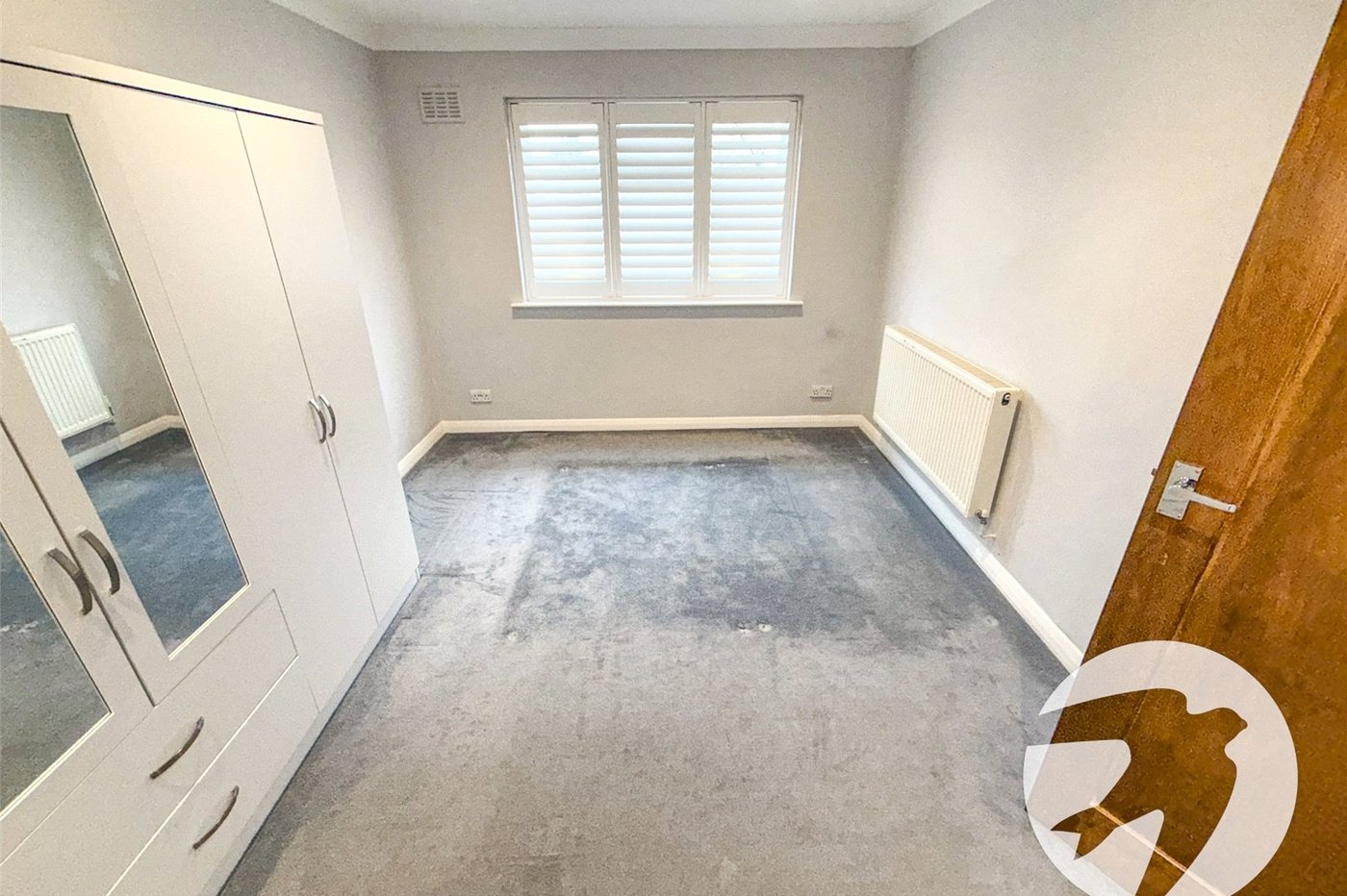 2 bedroom property for sale in London | Robinson Jackson