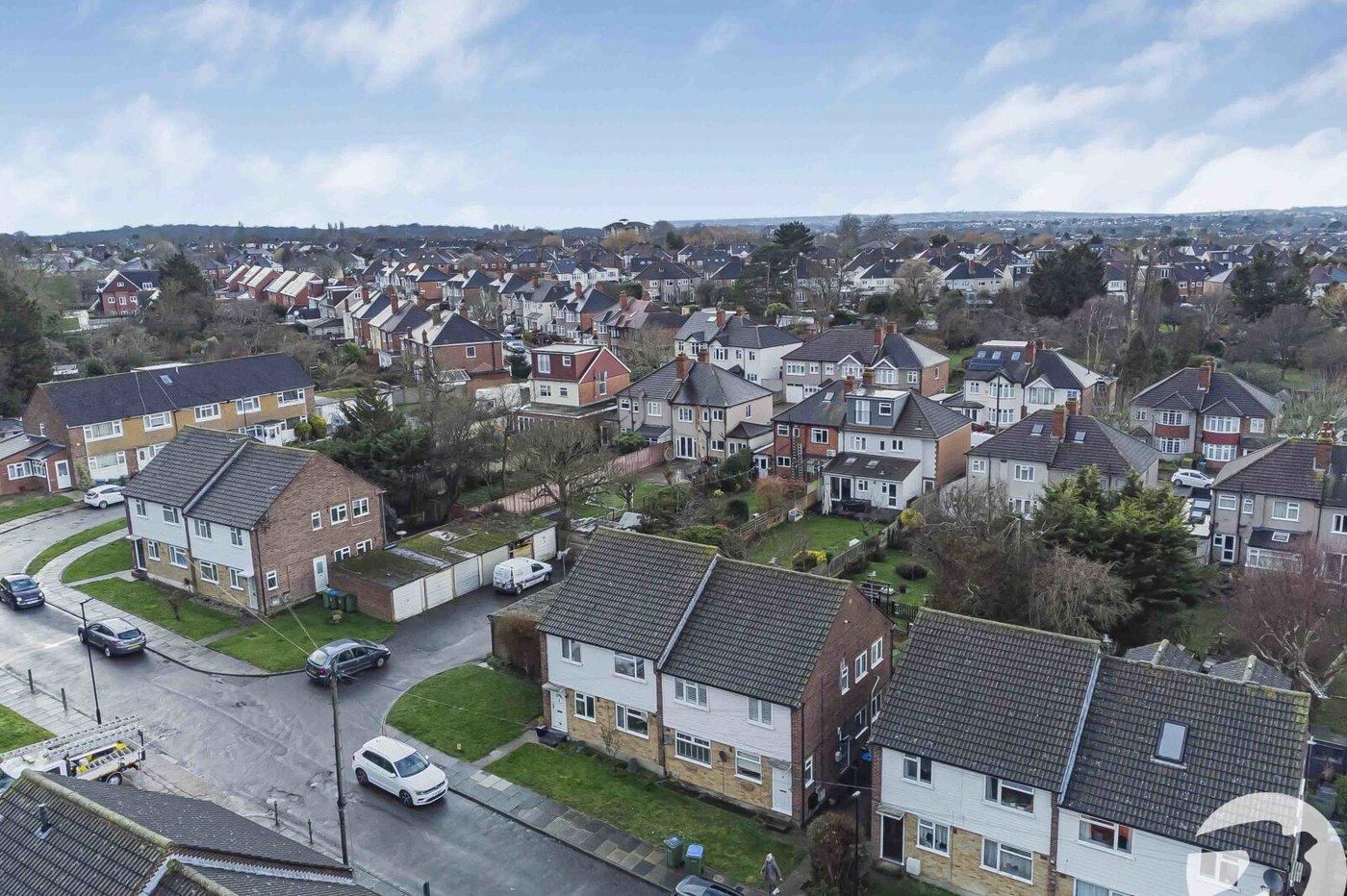 2 bedroom property for sale in London | Robinson Jackson