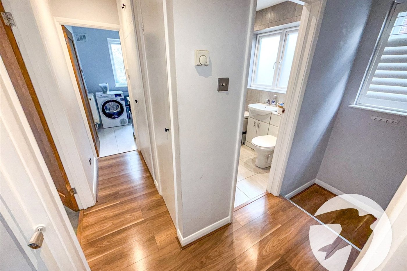 2 bedroom property for sale in London | Robinson Jackson