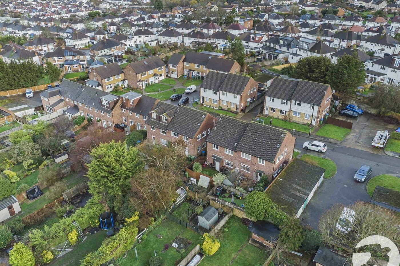 2 bedroom property for sale in London | Robinson Jackson