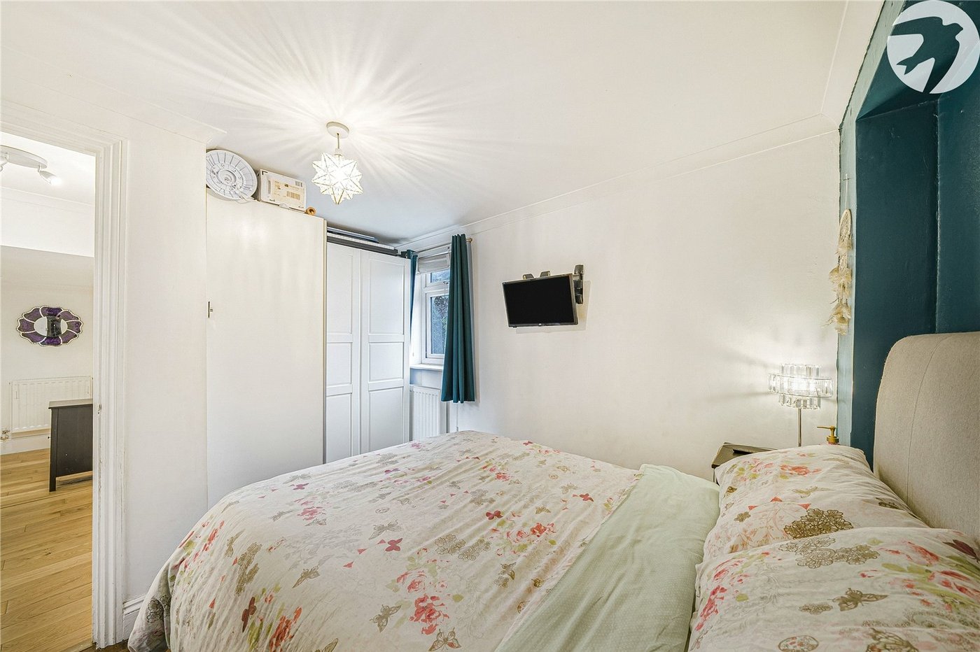 2 bedroom property for sale in Dartford | Robinson Jackson