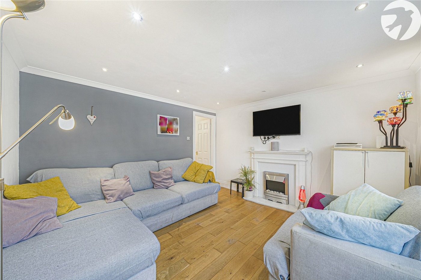 2 bedroom property for sale in Dartford | Robinson Jackson