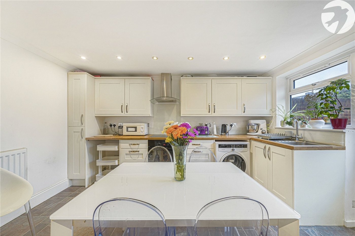 2 bedroom property for sale in Dartford | Robinson Jackson