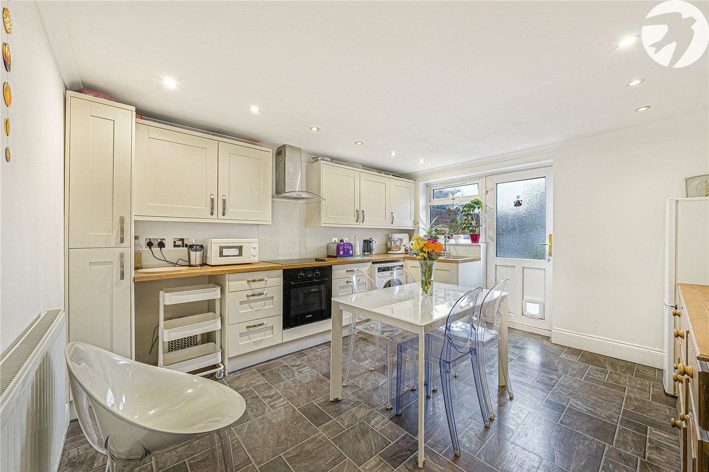 2 bedroom property for sale in Dartford | Robinson Jackson