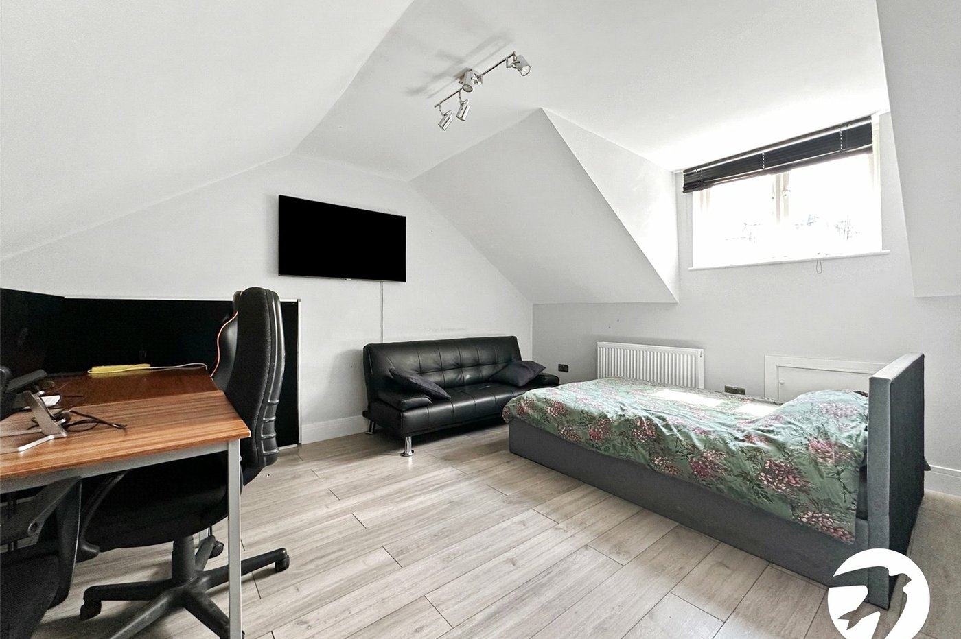 2 bedroom property for sale in Chatham | Robinson Michael & Jackson