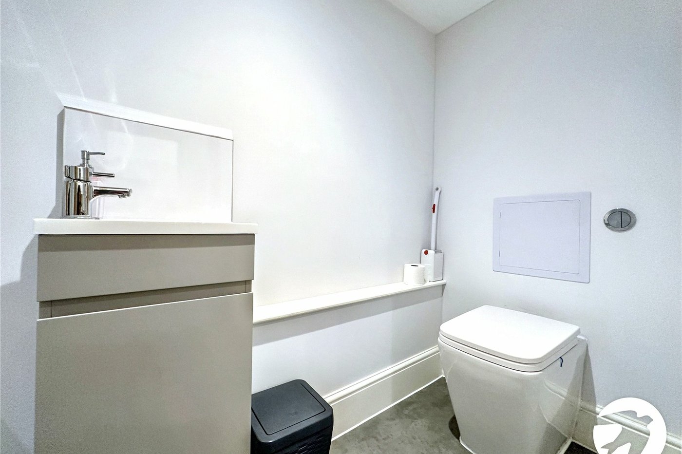 1 bedroom property for sale in Chatham | Robinson Michael & Jackson