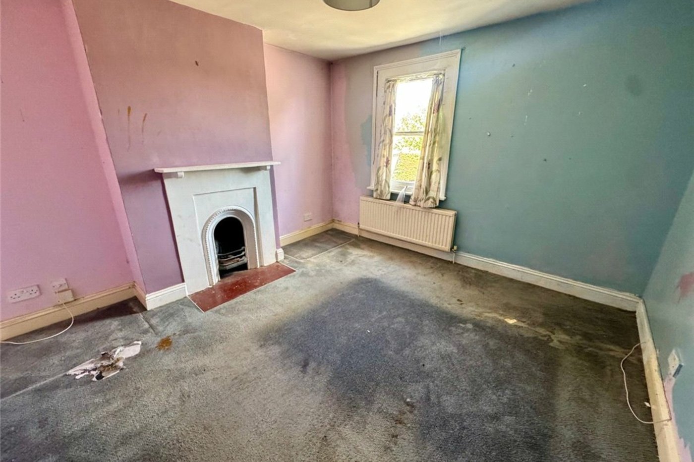 2 bedroom house for sale in Farnborough Village | Robinson Jackson