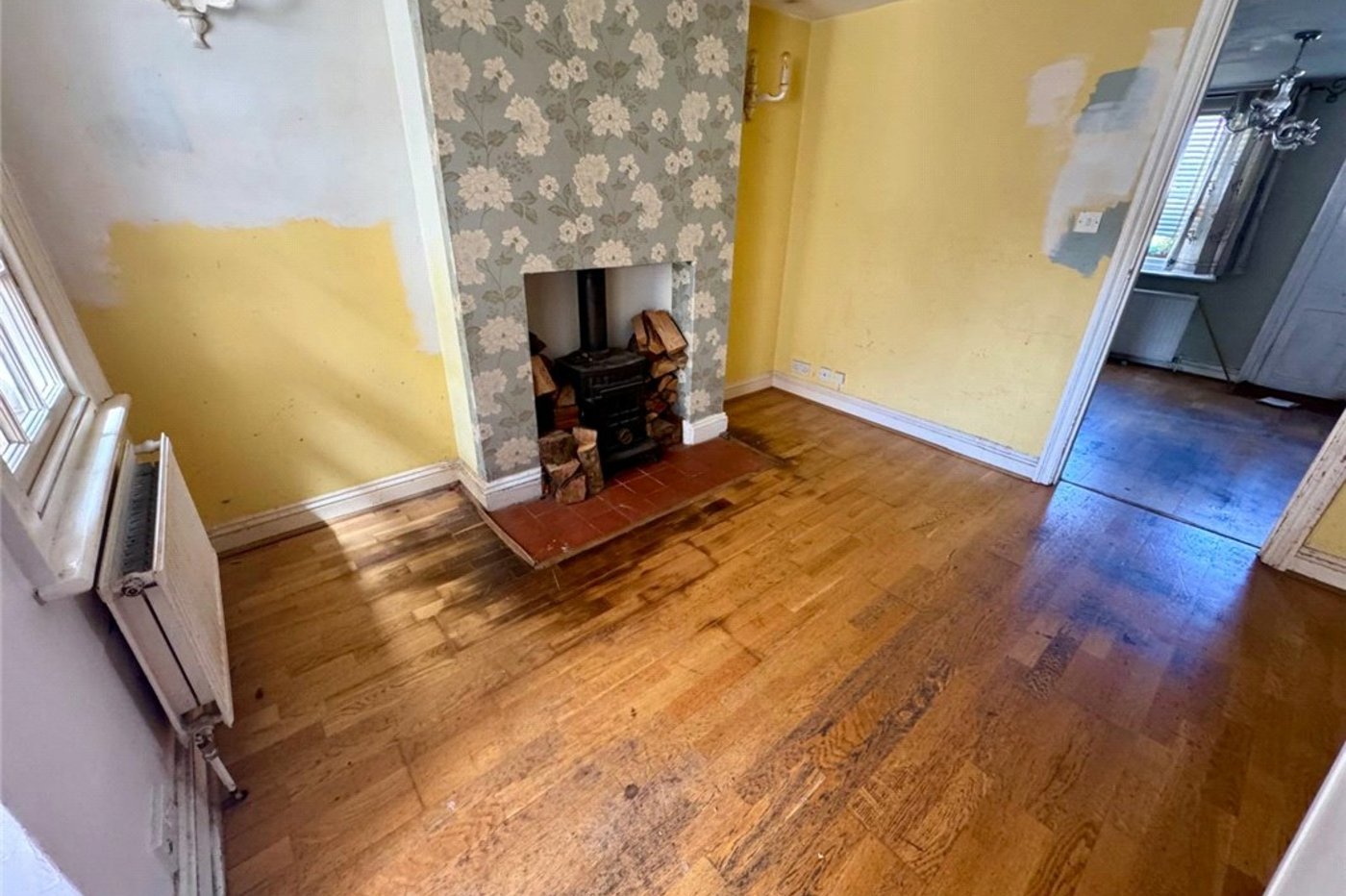 2 bedroom house for sale in Farnborough Village | Robinson Jackson