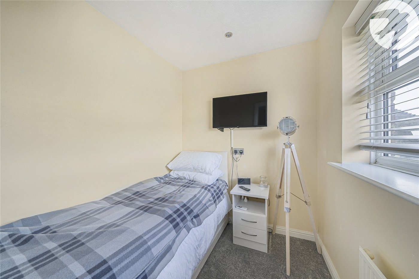 3 bedroom house for sale in Greenhithe | Robinson Jackson