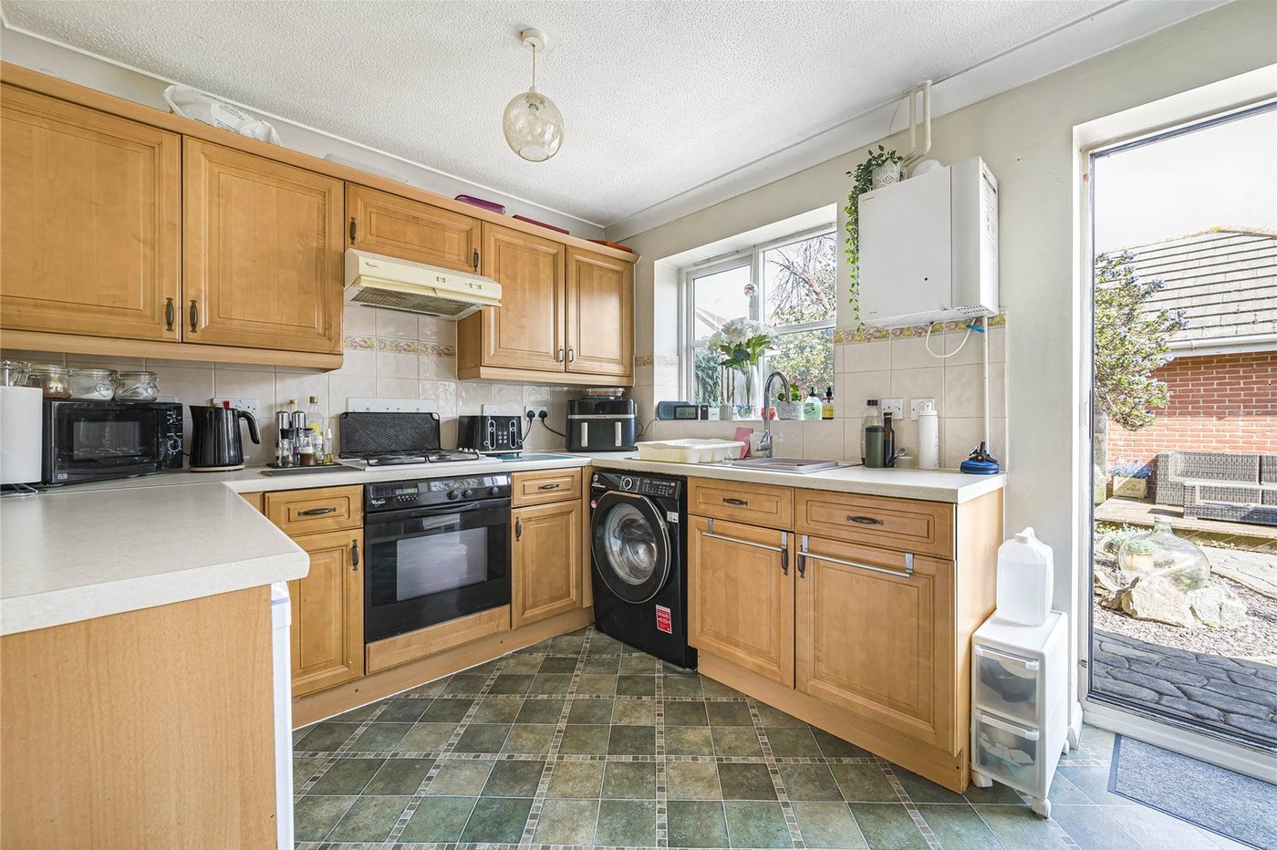 2 bedroom house for sale in Greenhithe | Robinson Jackson