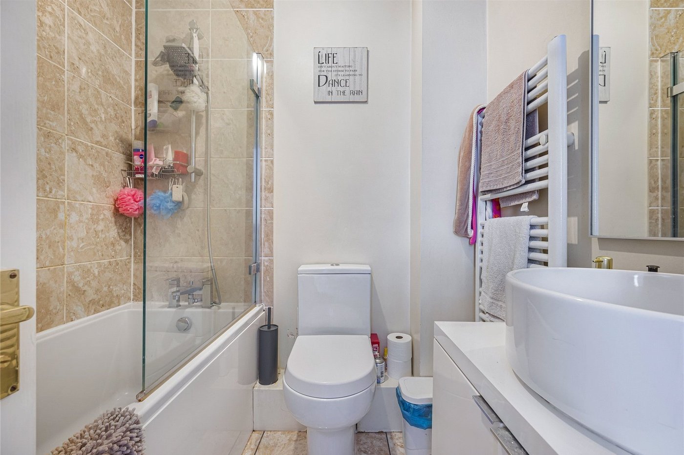 2 bedroom house for sale in Greenhithe | Robinson Jackson