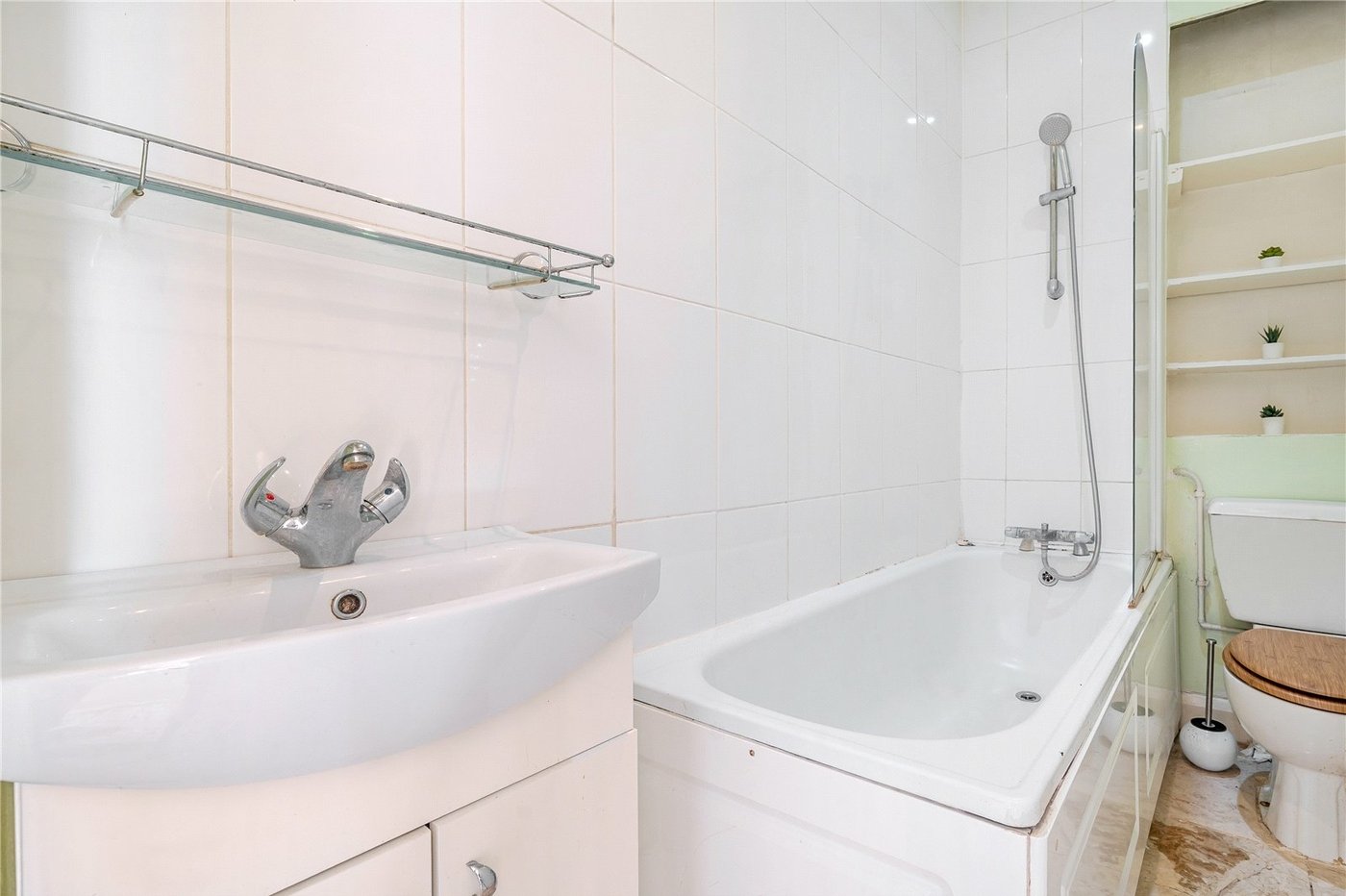 1 bedroom property for sale in London | Robinson Jackson