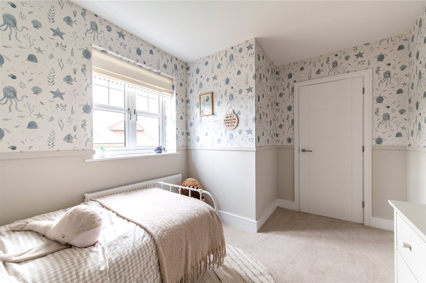 4 bedroom house for sale in Newington | Robinson Michael & Jackson