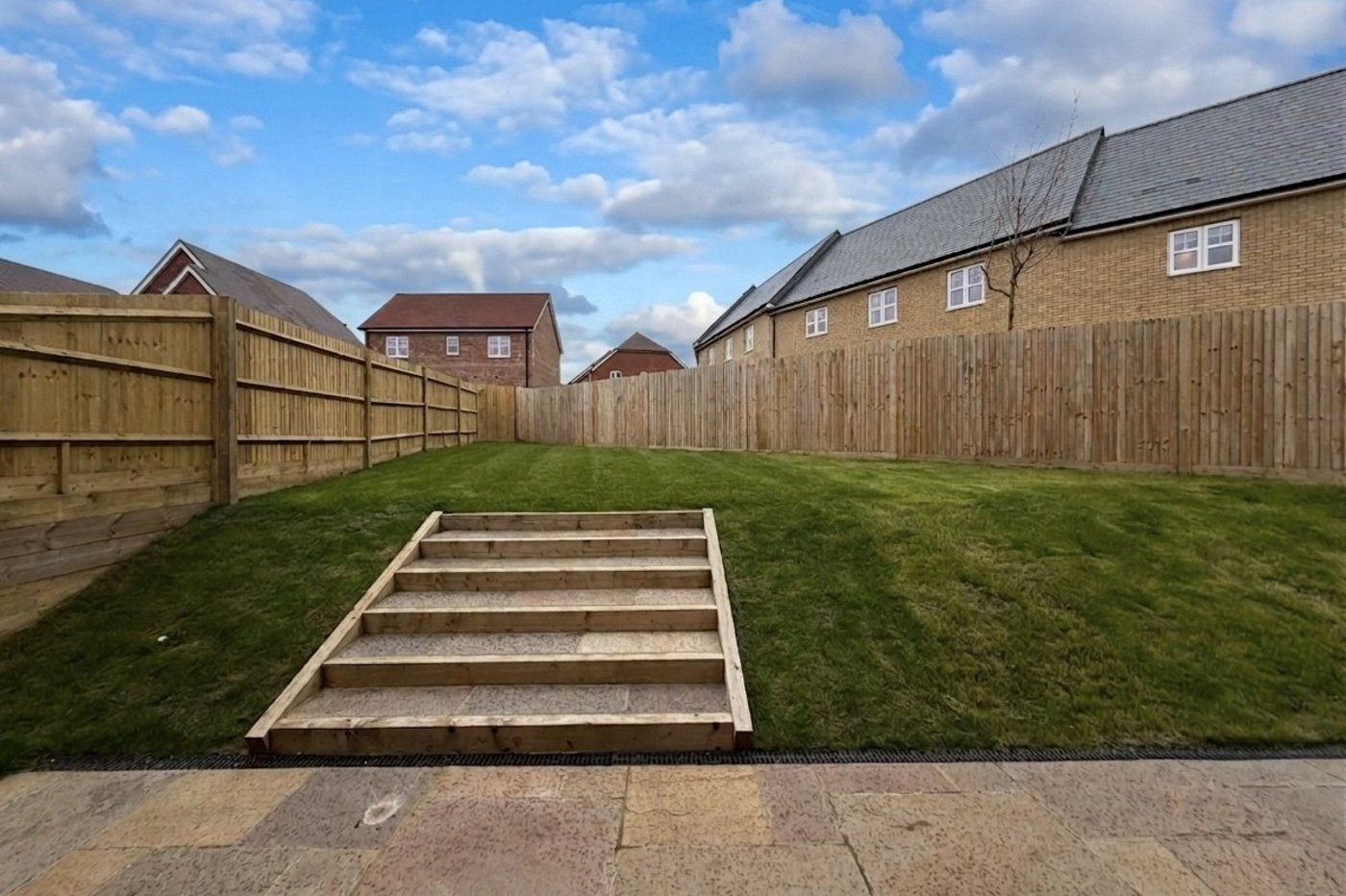 4 bedroom house for sale in Newington | Robinson Michael & Jackson