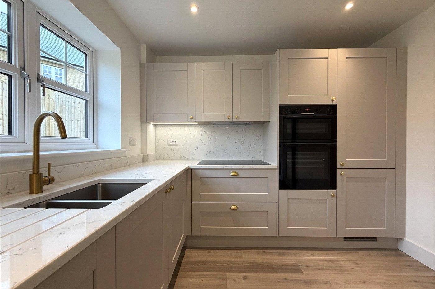 4 bedroom house for sale in Newington | Robinson Michael & Jackson