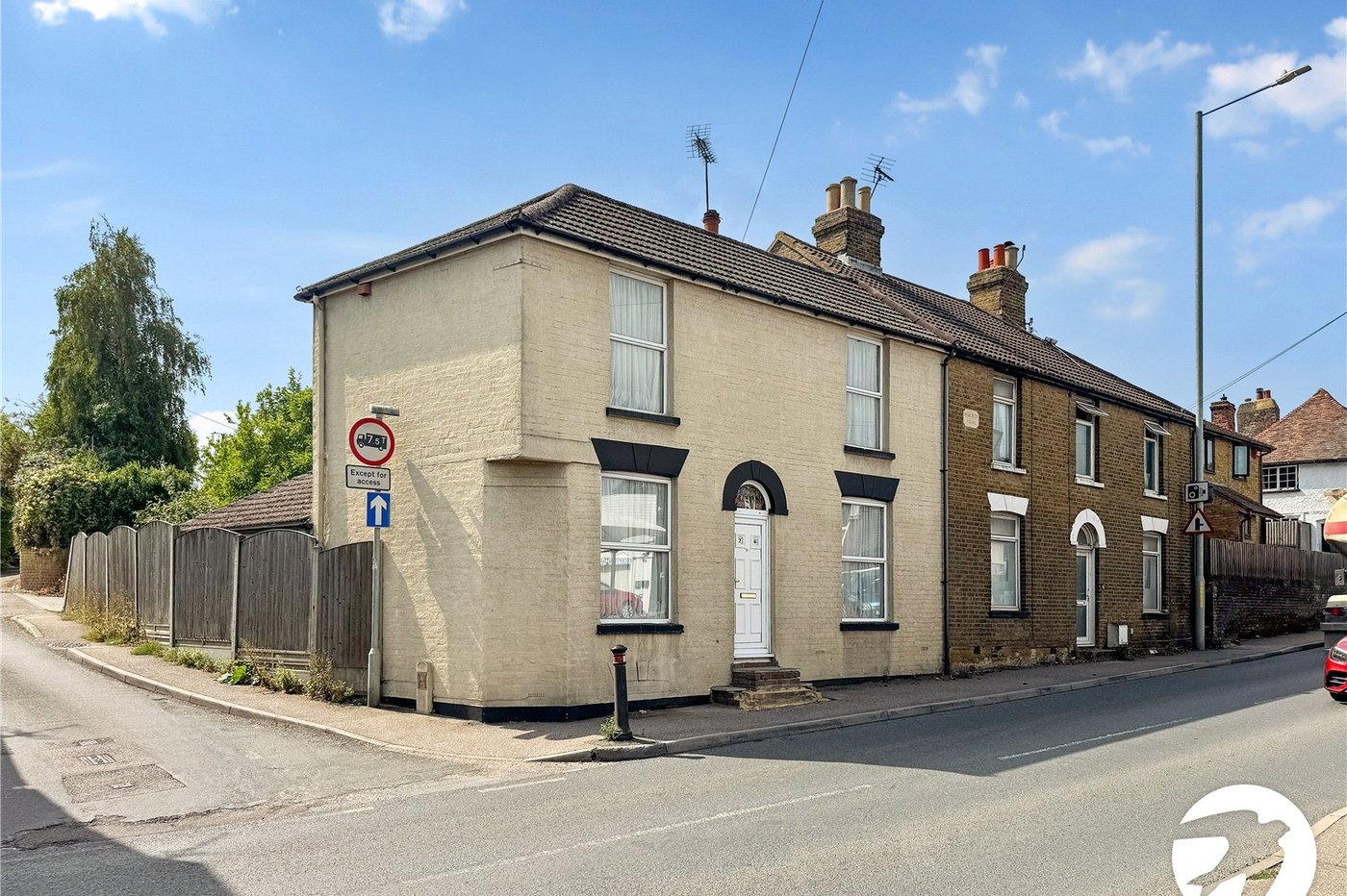 2 bedroom house for sale in Newington | Robinson Michael & Jackson