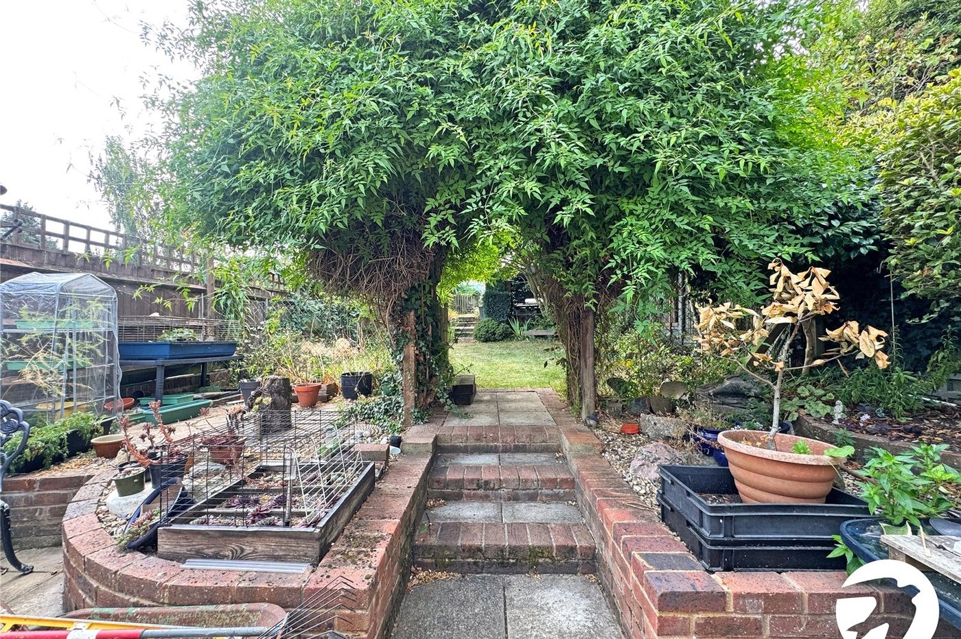 2 bedroom house for sale in Newington | Robinson Michael & Jackson