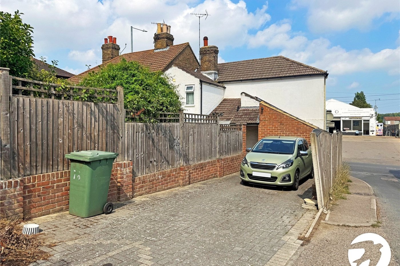 2 bedroom house for sale in Newington | Robinson Michael & Jackson