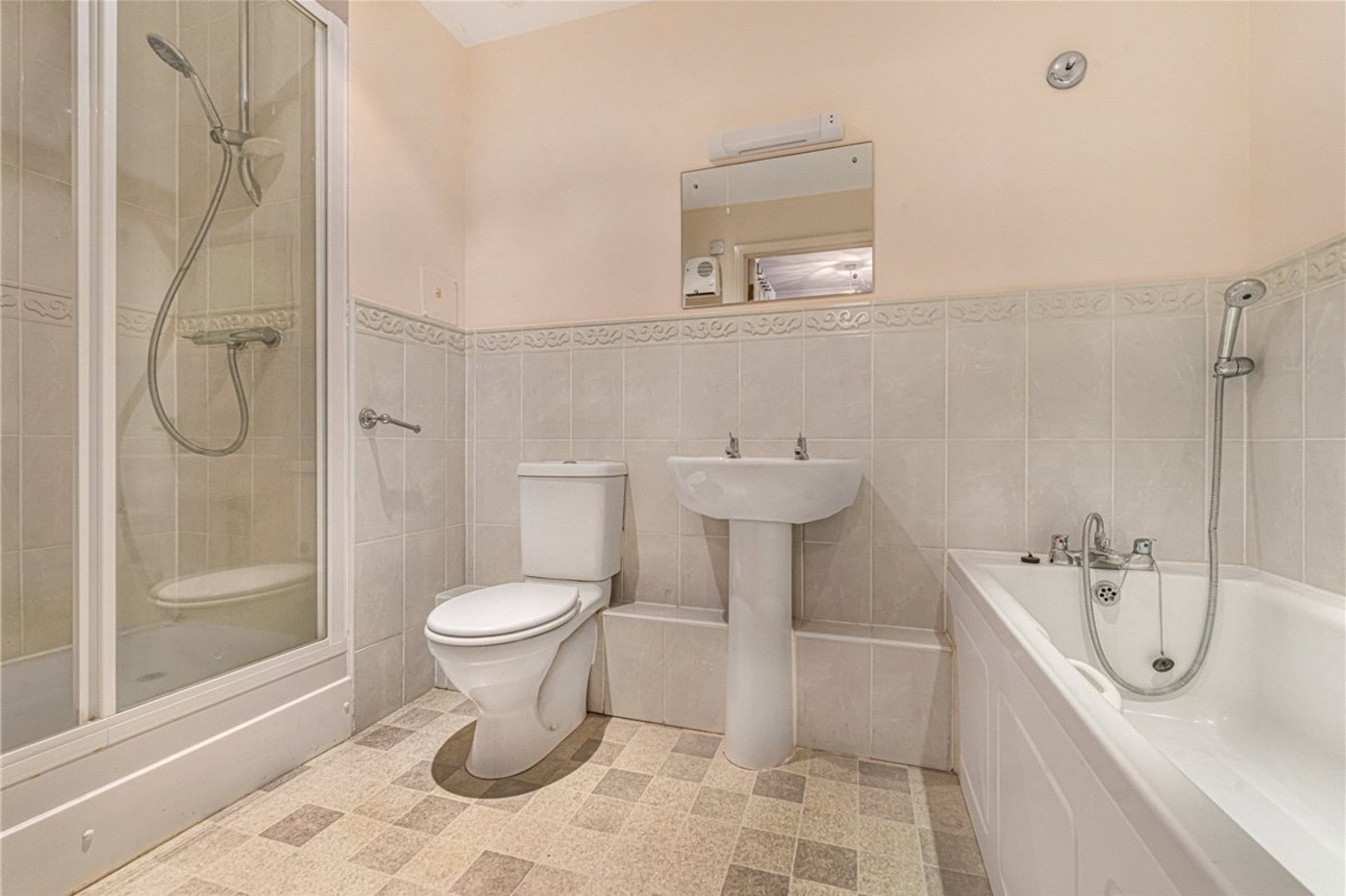 1 bedroom property for sale in Orpington | Robinson Jackson