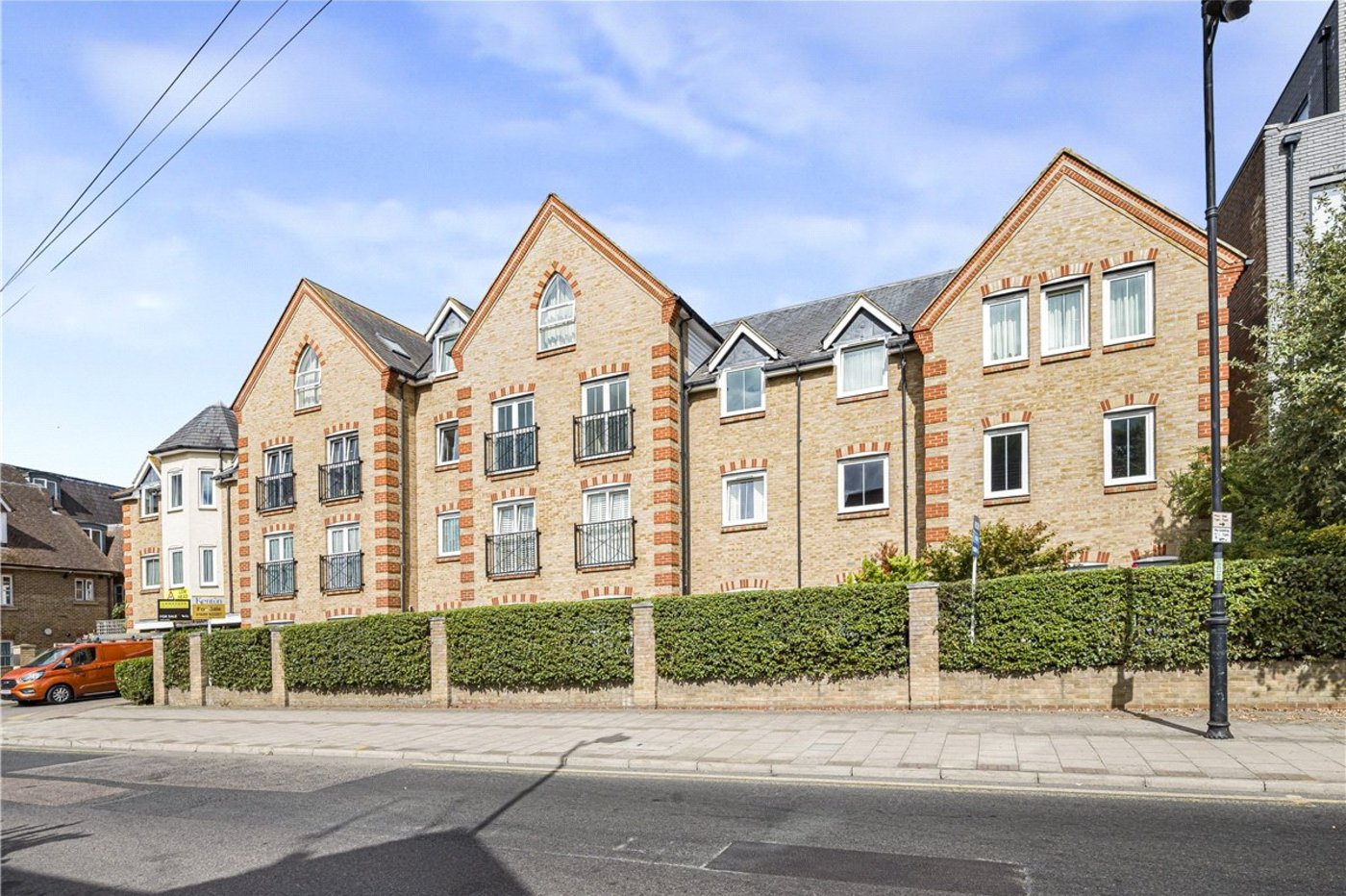 2 bedroom property for sale in Orpington | Robinson Jackson