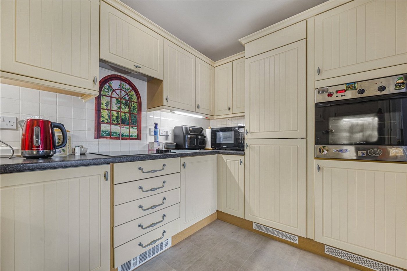 2 bedroom property for sale in Orpington | Robinson Jackson