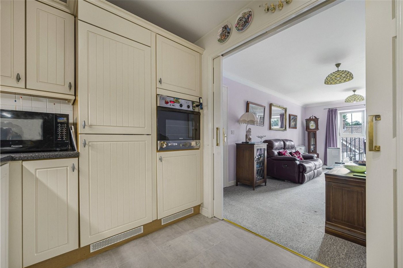 2 bedroom property for sale in Orpington | Robinson Jackson
