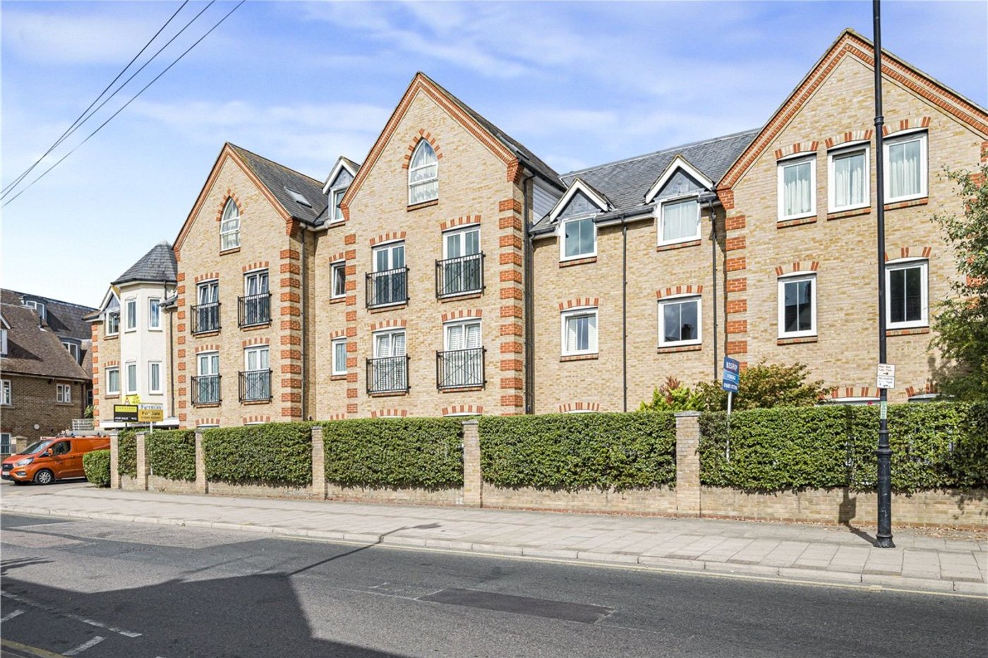 2 bedroom property for sale in Orpington | Robinson Jackson