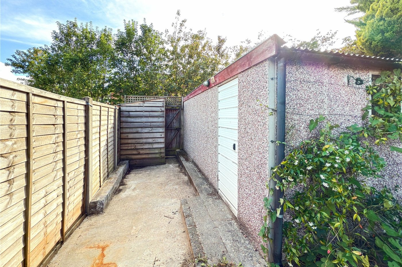 2 bedroom house for sale in Swanley | Robinson Jackson