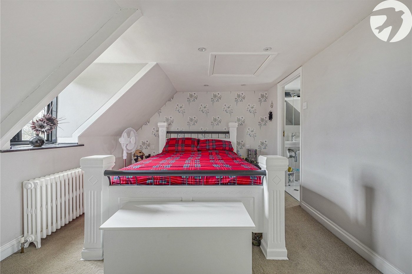 3 bedroom house for sale in Highlands Hill | Robinson Jackson