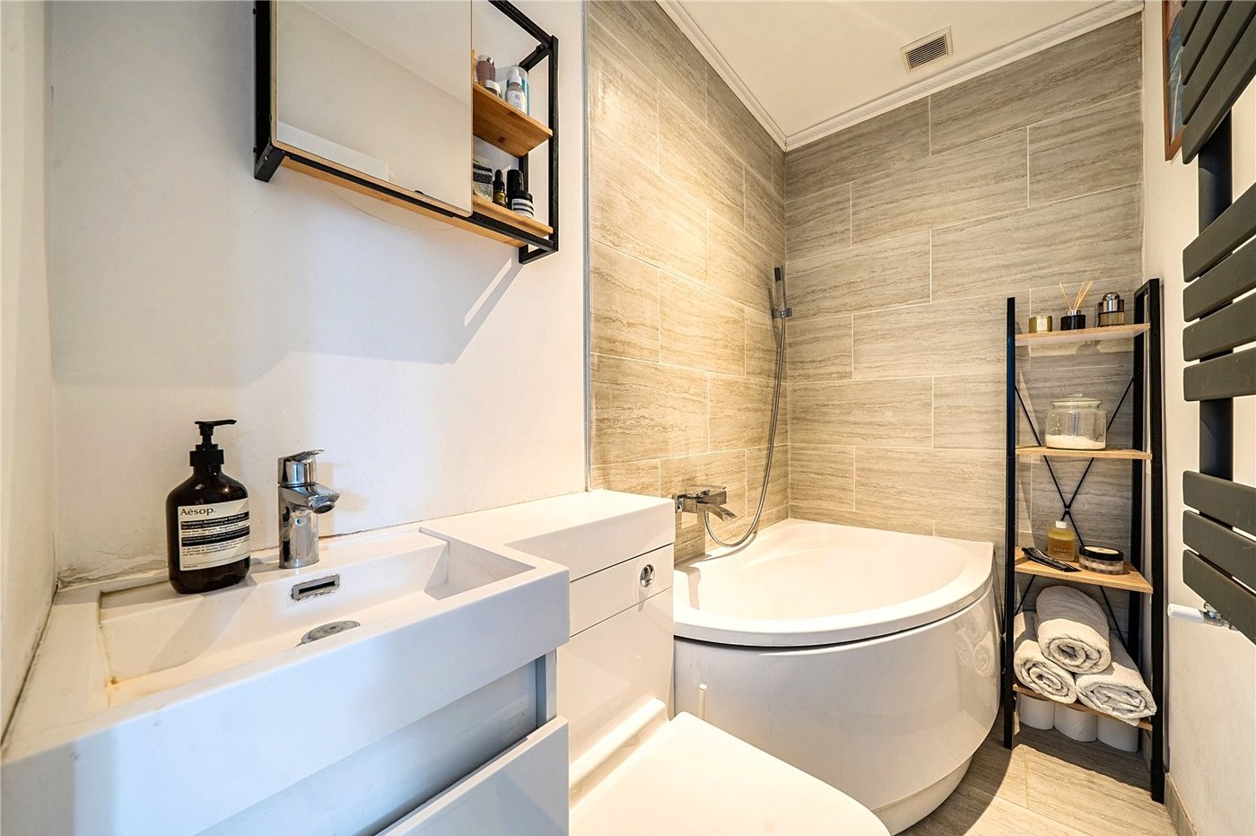 2 bedroom property for sale in Sydenham | Robinson Jackson