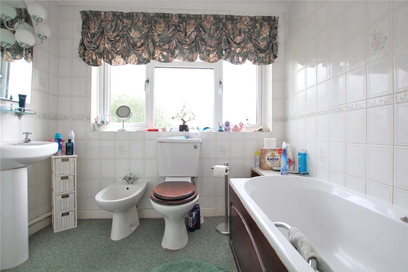 3 bedroom house for sale in Mottingham | Robinson Jackson