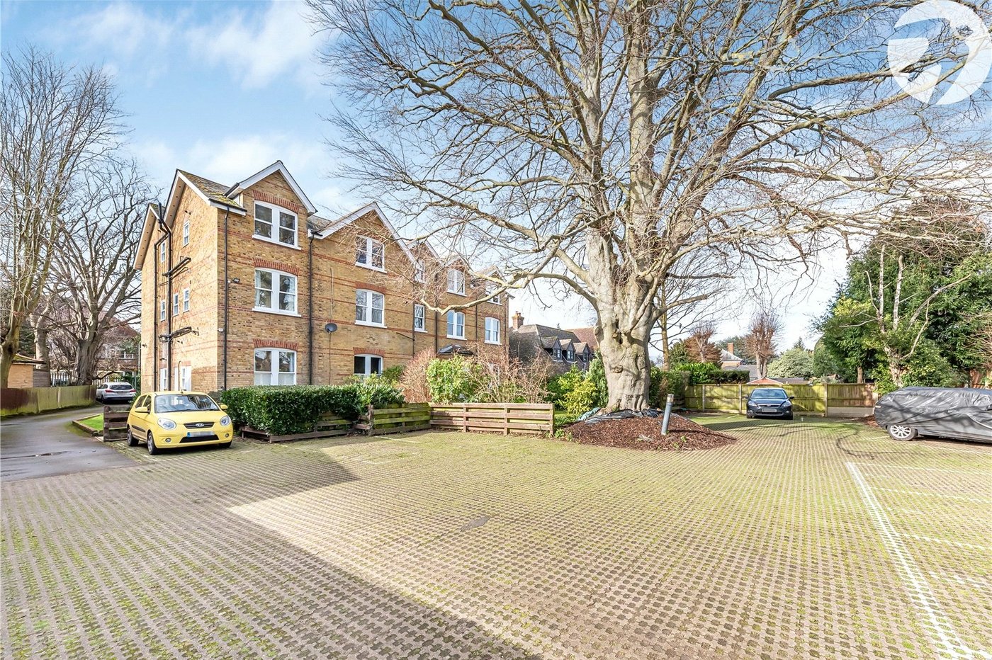 1 bedroom property for sale in Pencroft Drive | Robinson Jackson