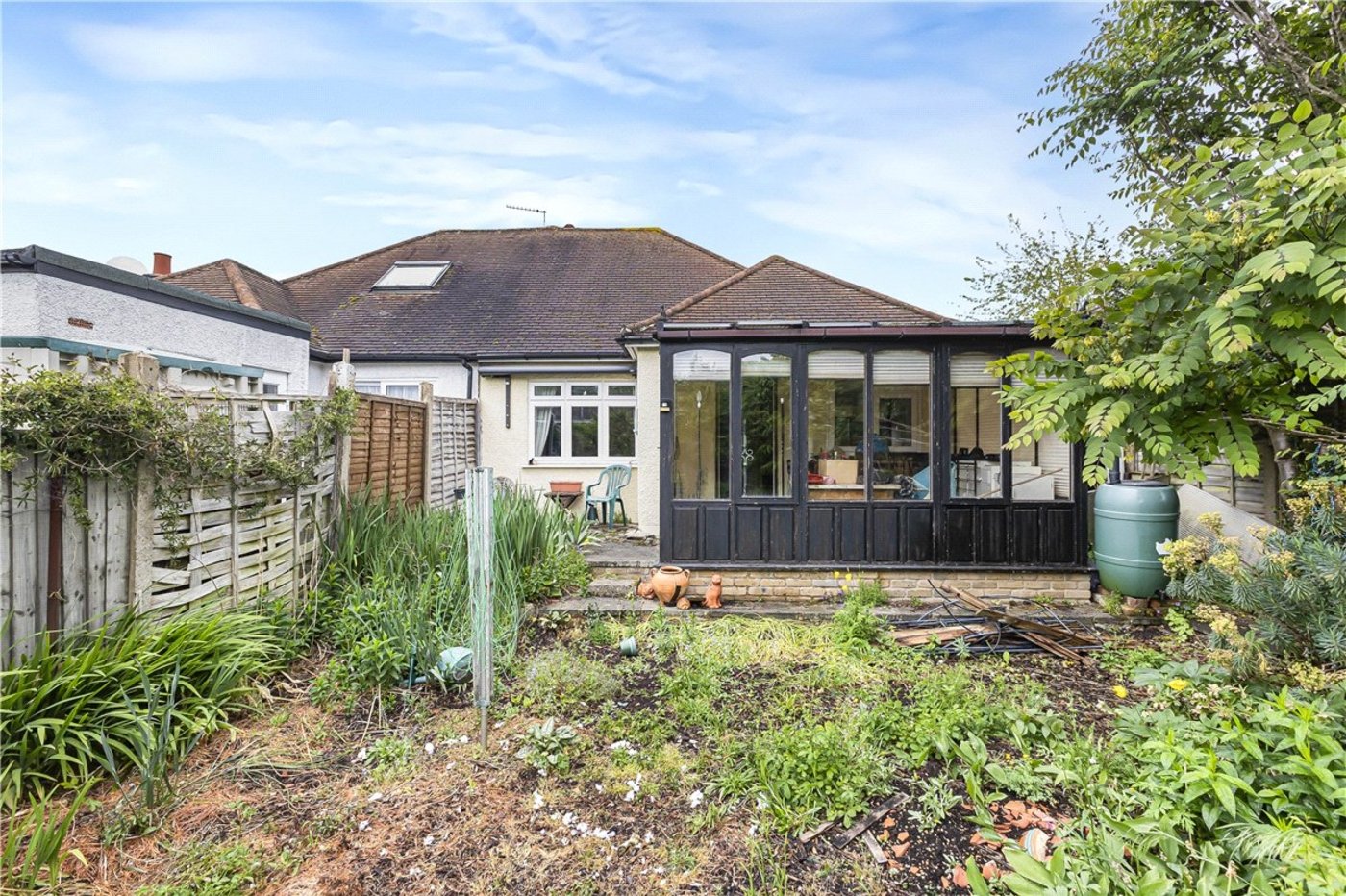 2 bedroom bungalow for sale in Orpington | Robinson Jackson