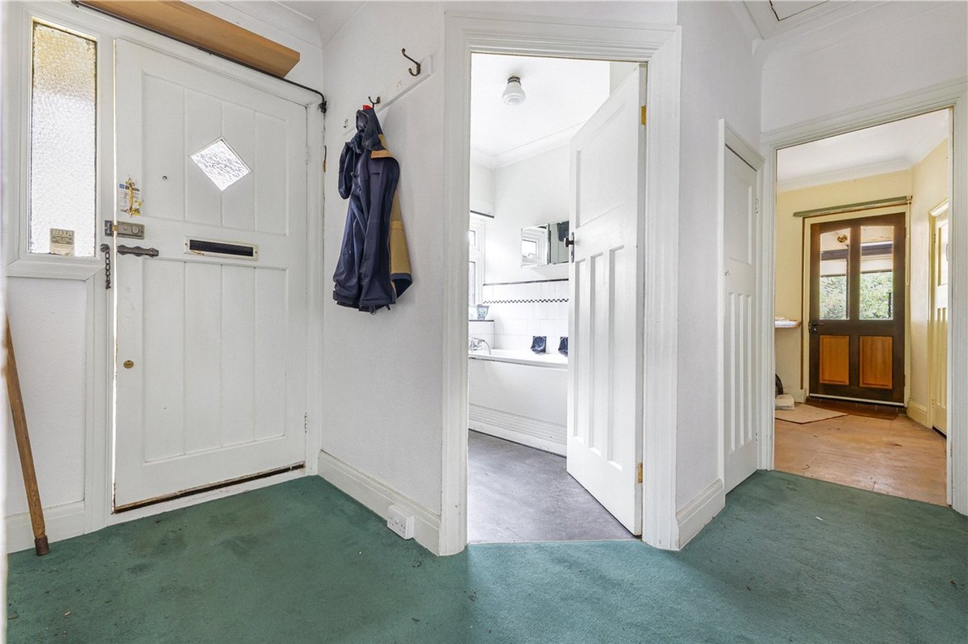 2 bedroom bungalow for sale in Orpington | Robinson Jackson