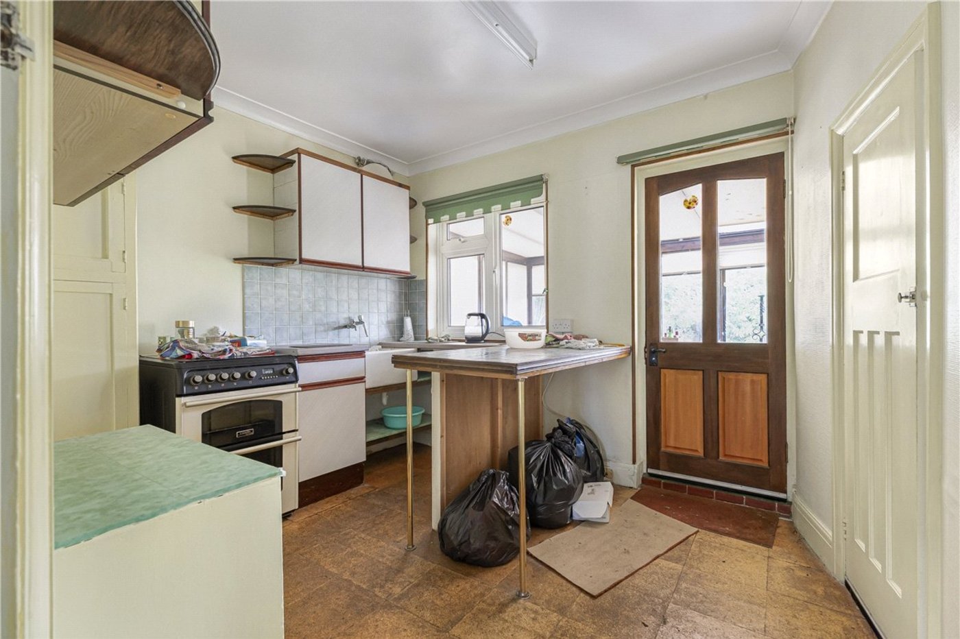 2 bedroom bungalow for sale in Orpington | Robinson Jackson