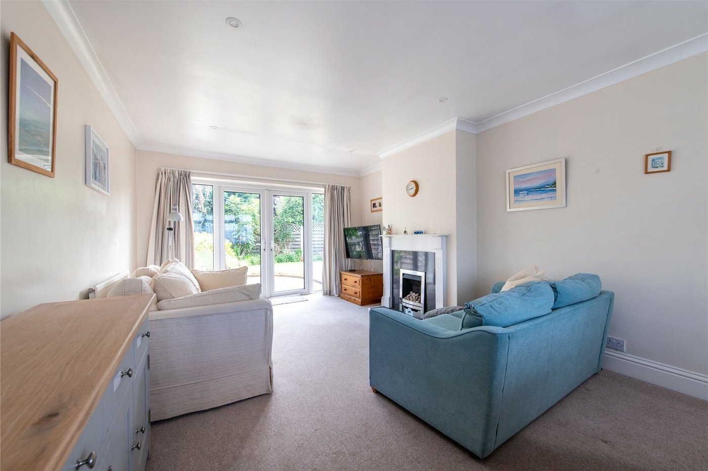 2 bedroom bungalow for sale in Istead Rise | Robinson Michael & Jackson