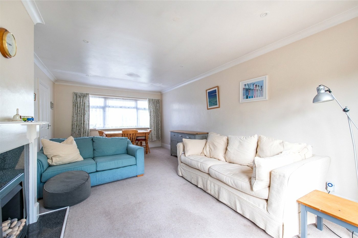 2 bedroom bungalow for sale in Istead Rise | Robinson Michael & Jackson