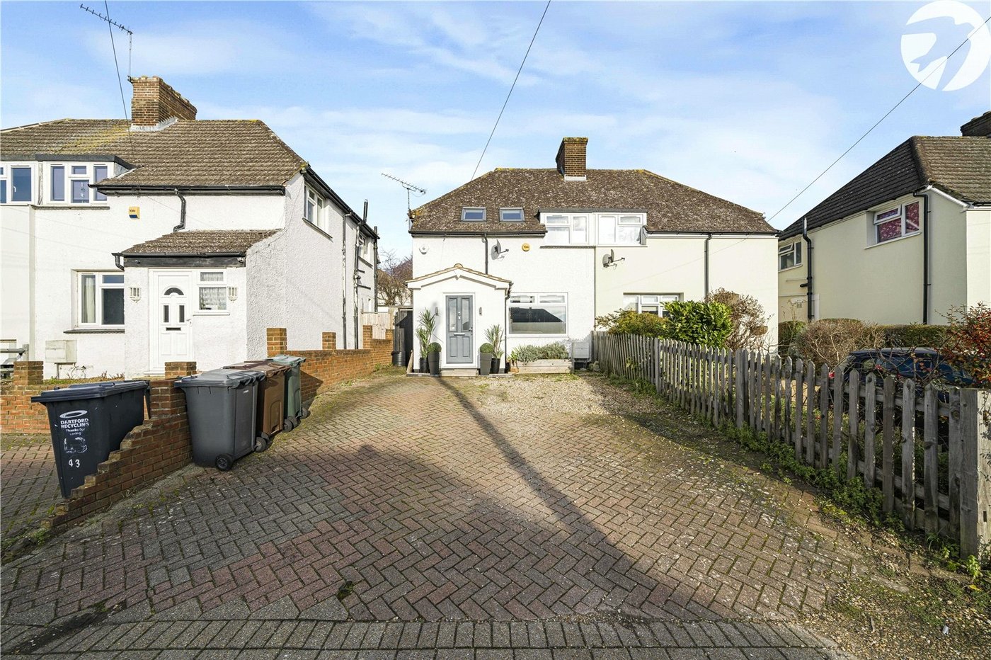 2 bedroom house for sale in Darenth | Robinson Jackson
