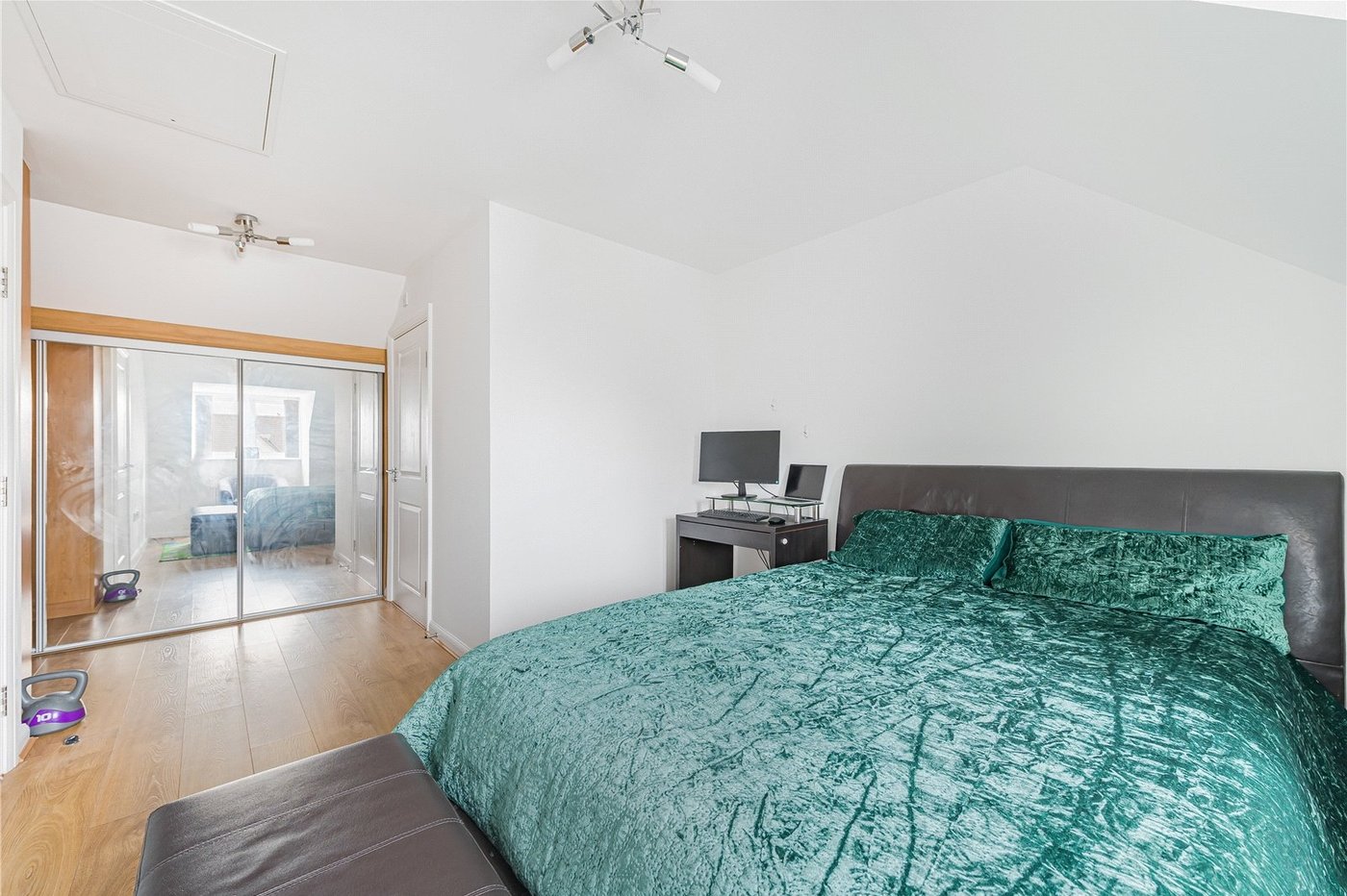 3 bedroom house for sale in Welling | Robinson Jackson